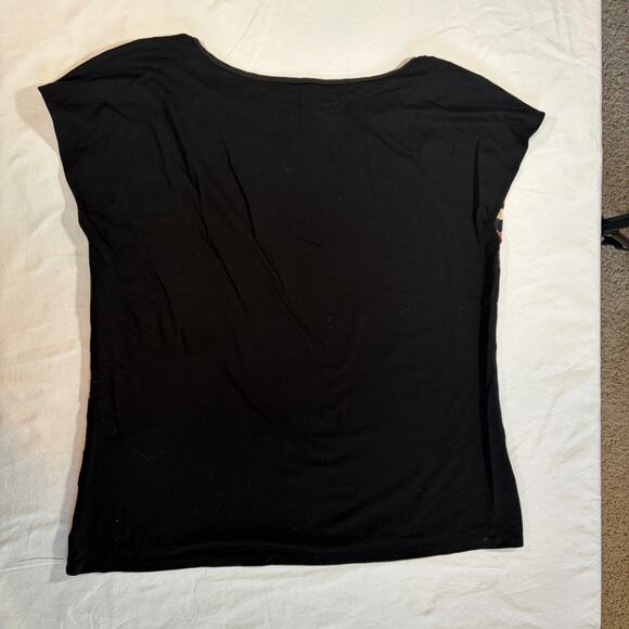 Vince Camuto women’s cap sleeve top. Shell. Pink/black silky Flowy Size XS - Picture 2 of 4